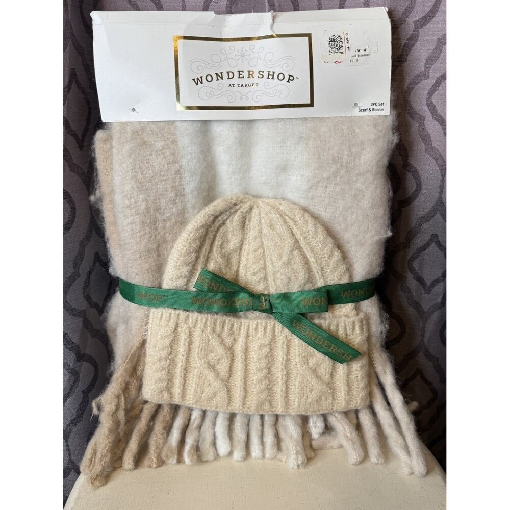Wondershop Target 2 Piece Beanie And Scarf Gift Set New Beige White Womens